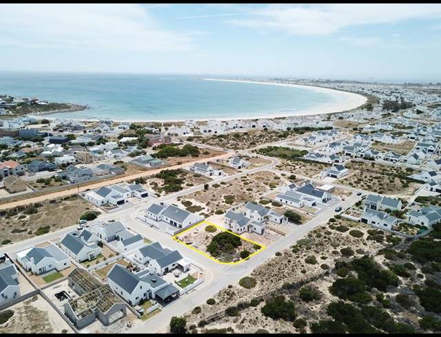 LAND FOR SALE IN BRITANNIA BAY